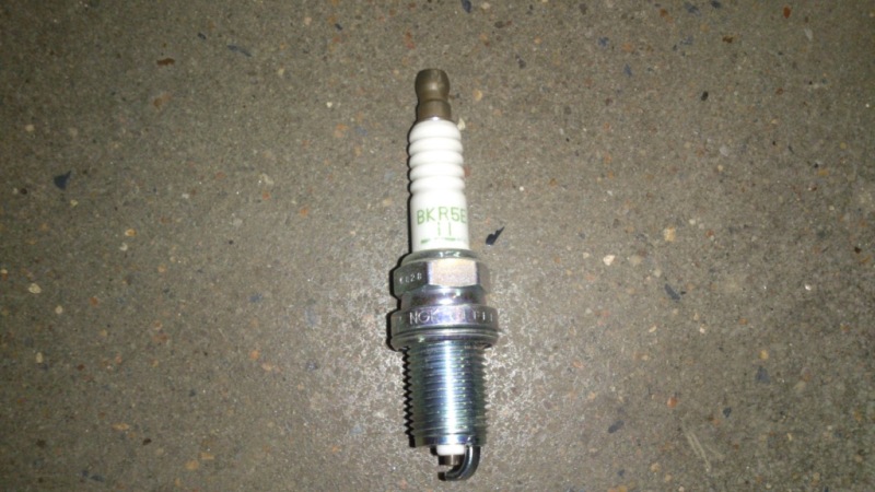 картинка СВЕЧА ЗАЖИГАНИЯ BYD F3  10237828-00  10025369