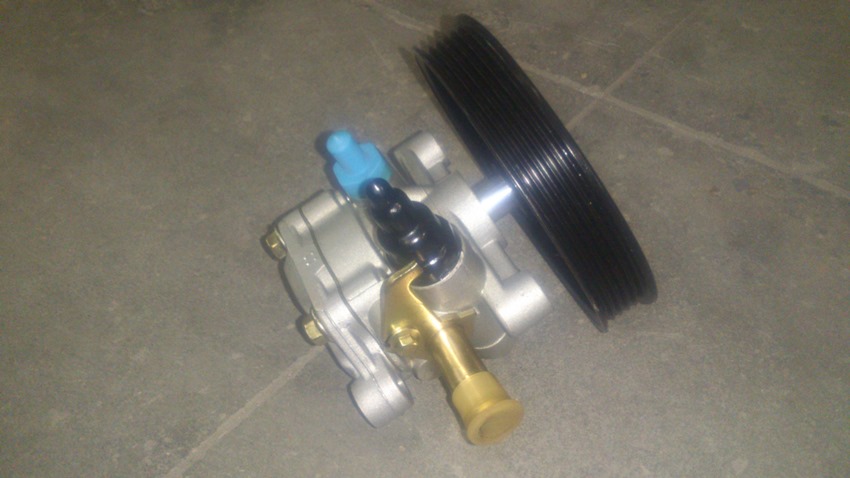 картинка НАСОС ГУР BYD F3, F3R, M2 10196958-00  10025774