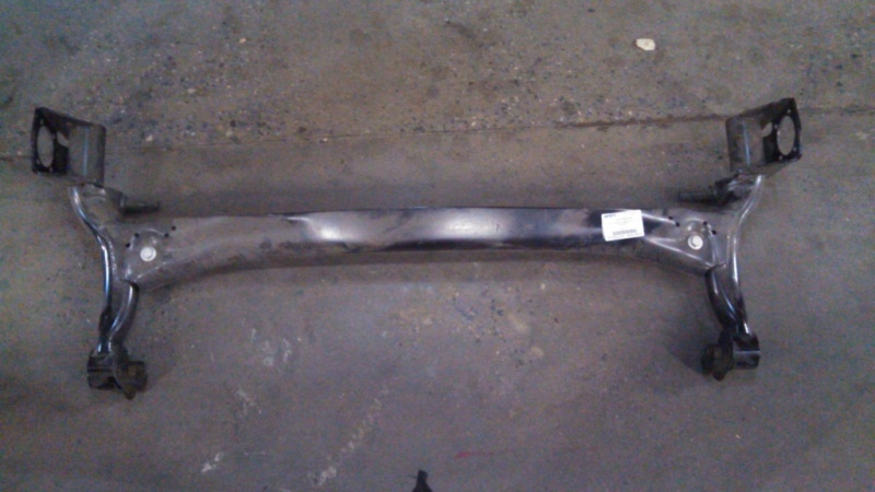 картинка БАЛКА ЗАДНЕЙ ПОДВЕСКИ BYD F-3, F3R (10025830)  10127909-00
