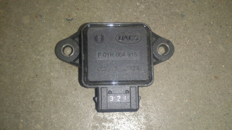 картинка ДАТЧИК ПОЛОЖЕНИЯ ДРОССЕЛЬНОЙ ЗАСЛОНКИ F0  10133482-00