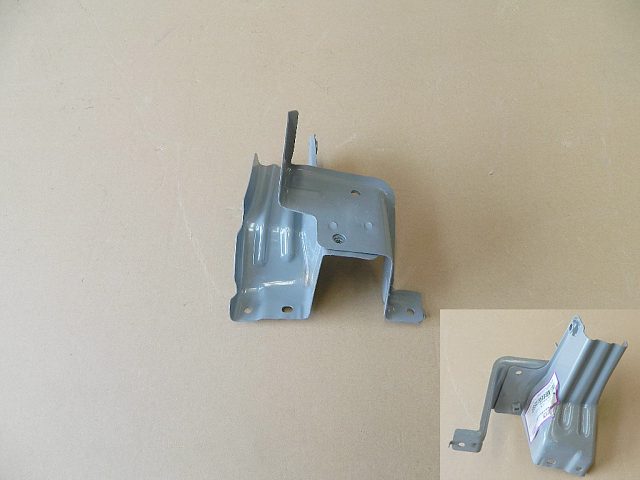 КРОНШТЕЙН ПЕРЕДНЕГО БАМПЕРА ПРАВЫЙ HOVER M4